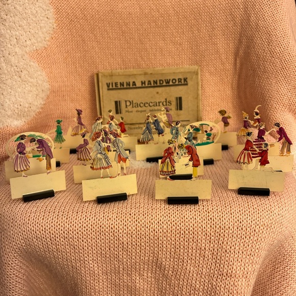 💕Vintage Vienna Handwork Placecard Set
